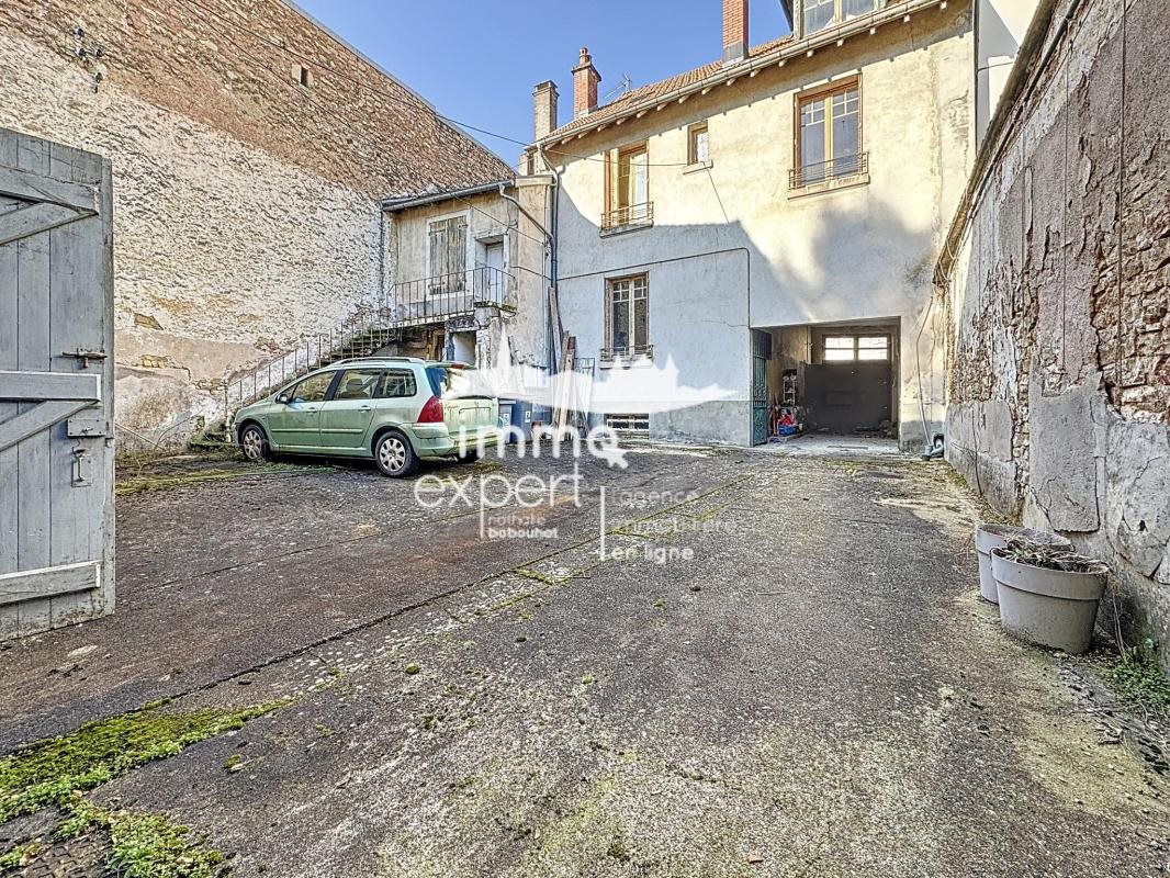 Maison à vendre, 213m², Mirecourt