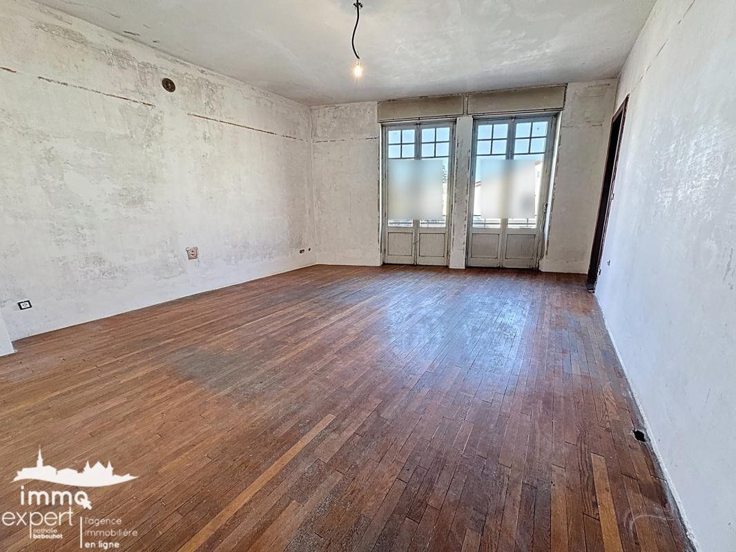 Maison à vendre, 213m², Mirecourt