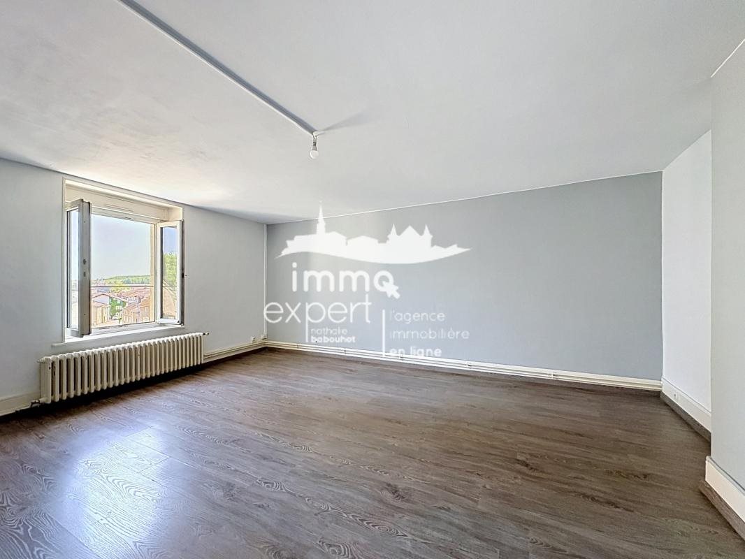 Appartement à louer, 82m², Mattaincourt