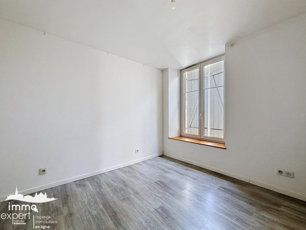 Appartement à louer, 38m², Mirecourt