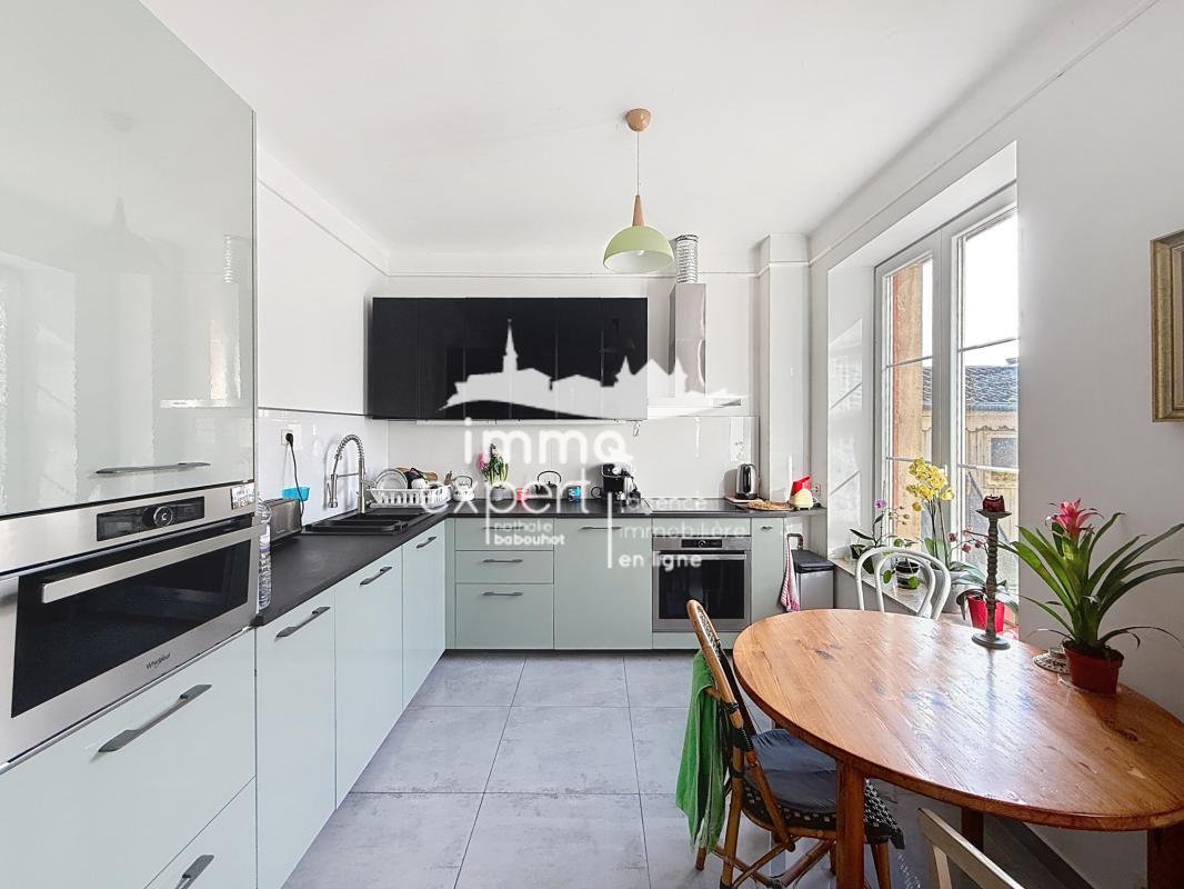 Maison à vendre, 246m², Mirecourt