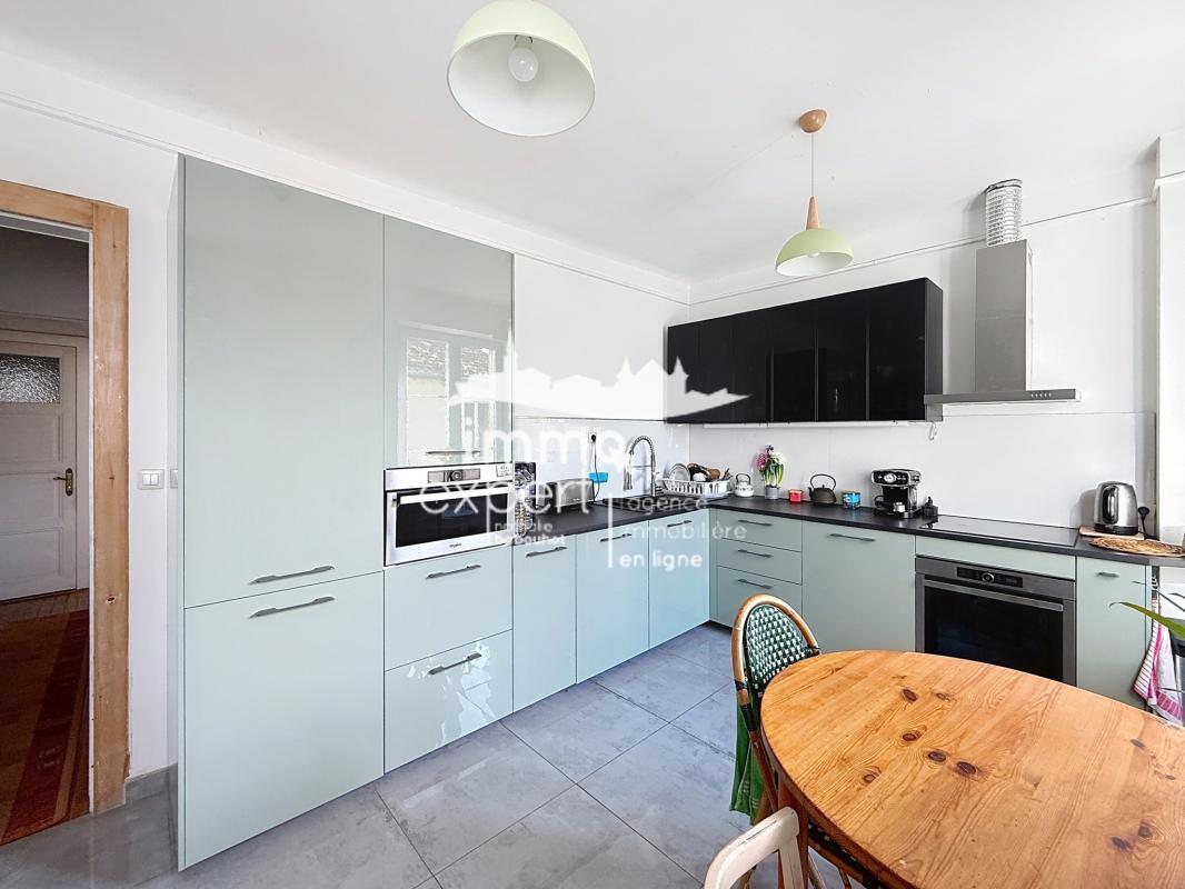 Maison à vendre, 246m², Mirecourt