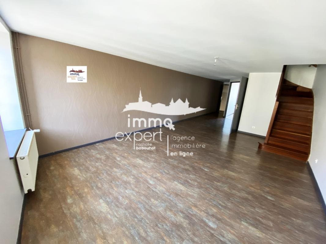 Appartement à louer, 82m², Mirecourt