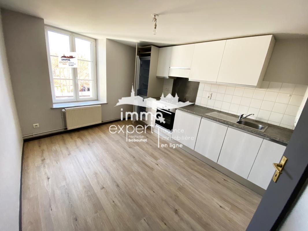 Appartement à louer, 82m², Mirecourt