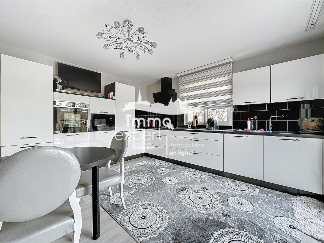 Maison à vendre, 184m², Mirecourt