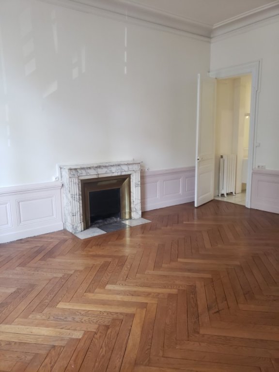 Appartement à louer, 209m², Lyon 6ème