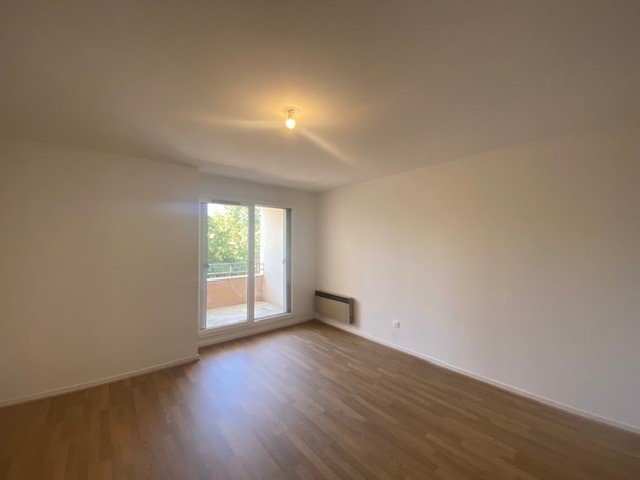 Appartement à louer, 46m², Saint-Genis-Laval