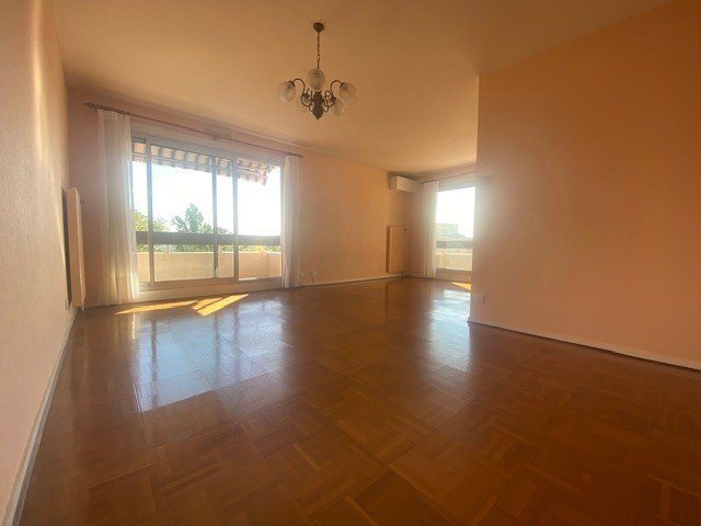Appartement à louer, 69m², Saint-Genis-Laval