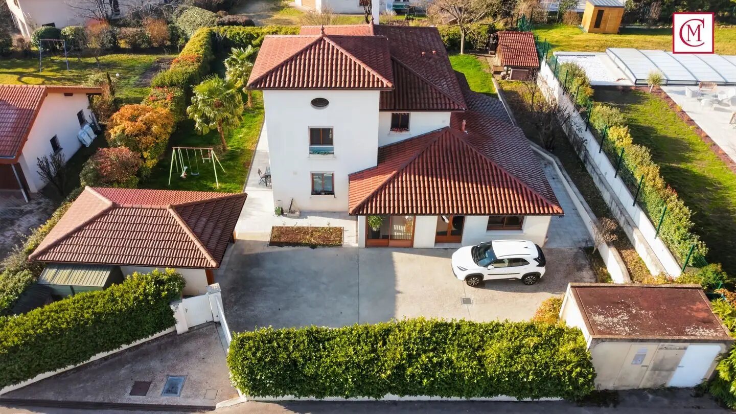 Maison à vendre, 221m², Saint-Ismier