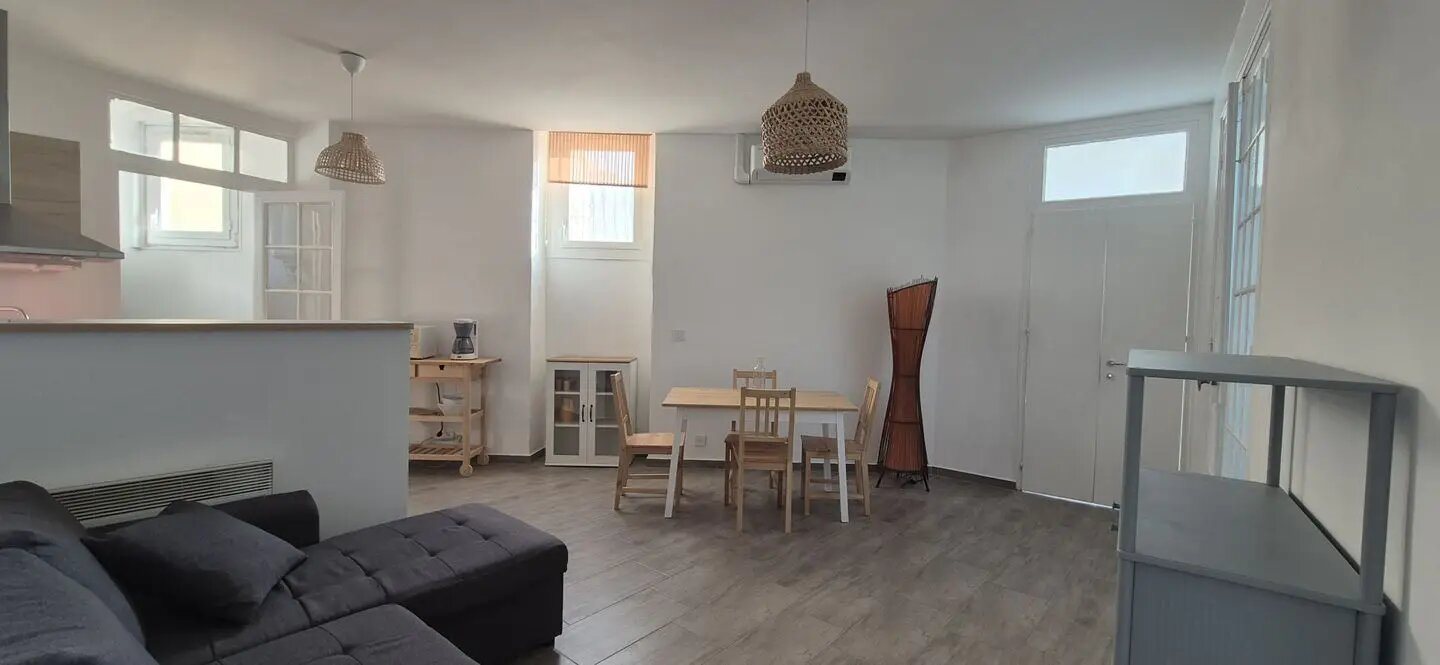 Appartement à louer, 57m², Menton