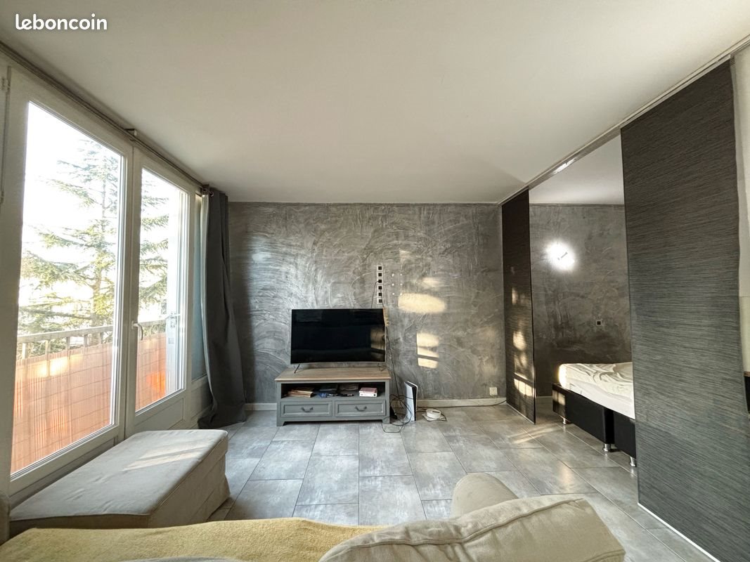 Appartement à vendre, 30m², Le Plessis-Trévise