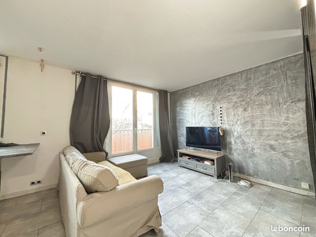 Appartement à vendre, 30m², Le Plessis-Trévise