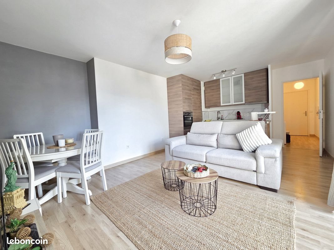 Appartement à louer, 44m², Le Plessis-Trévise