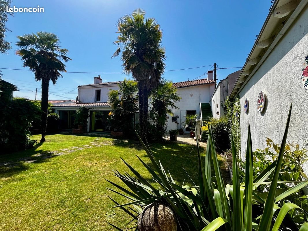Maison à vendre, 153m², Saint-Léger-les-Vignes