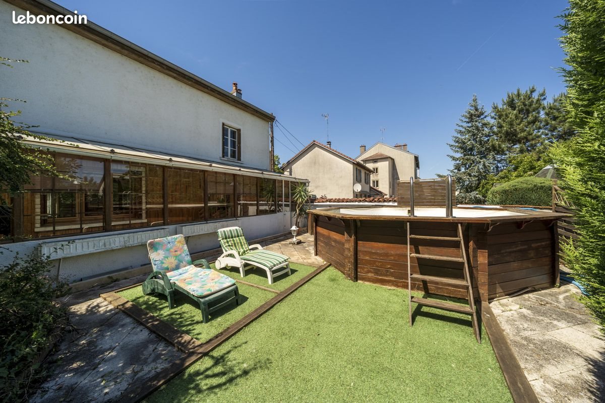 Maison à vendre, 166m², Mirecourt