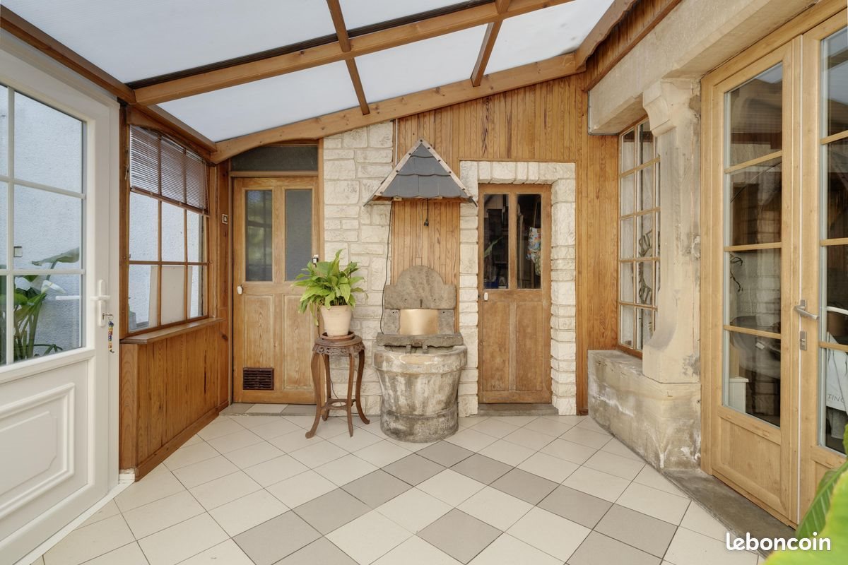 Maison à vendre, 166m², Mirecourt