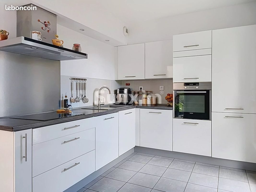 Maison à vendre, 101m², Rumilly