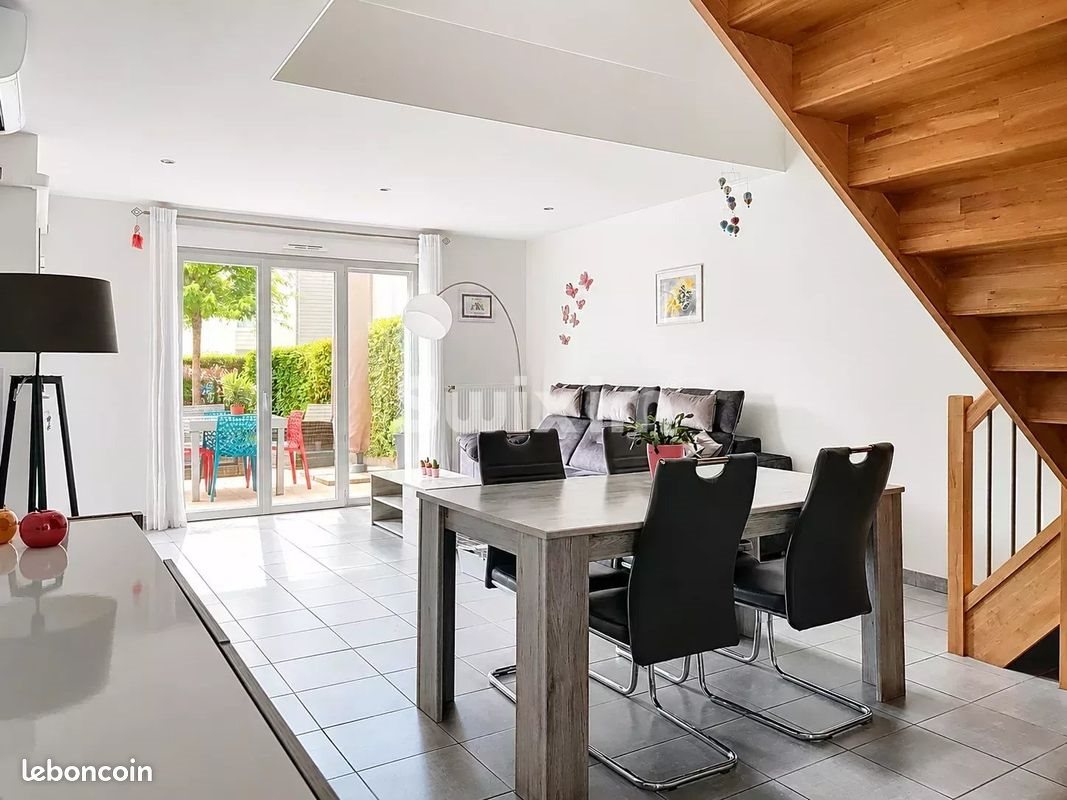 Maison à vendre, 101m², Rumilly