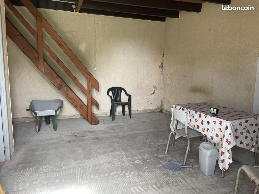 Maison à vendre, 256m², Ballans