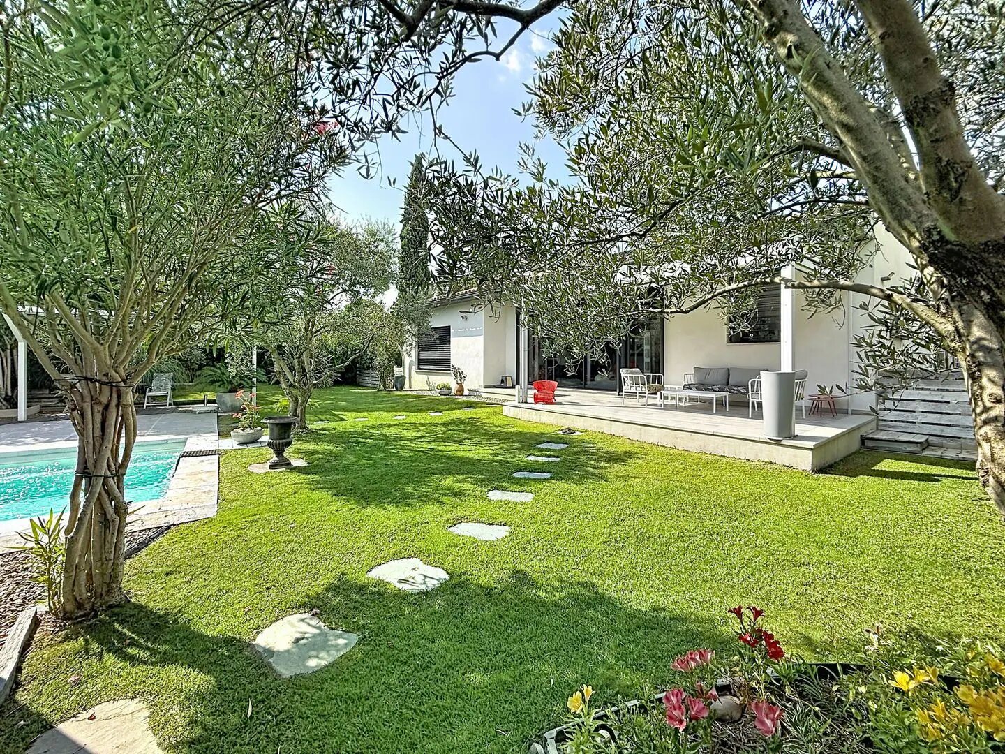 Maison à vendre, 190m², Morières-lès-Avignon