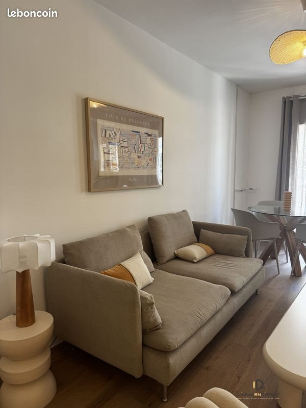 Appartement à louer, 54m², Marseille 8ème