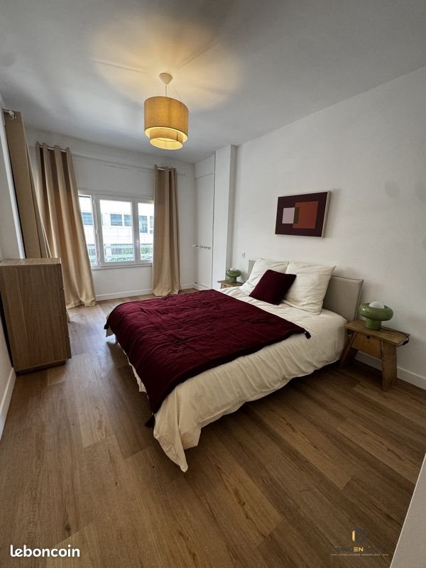 Appartement à louer, 54m², Marseille 8ème