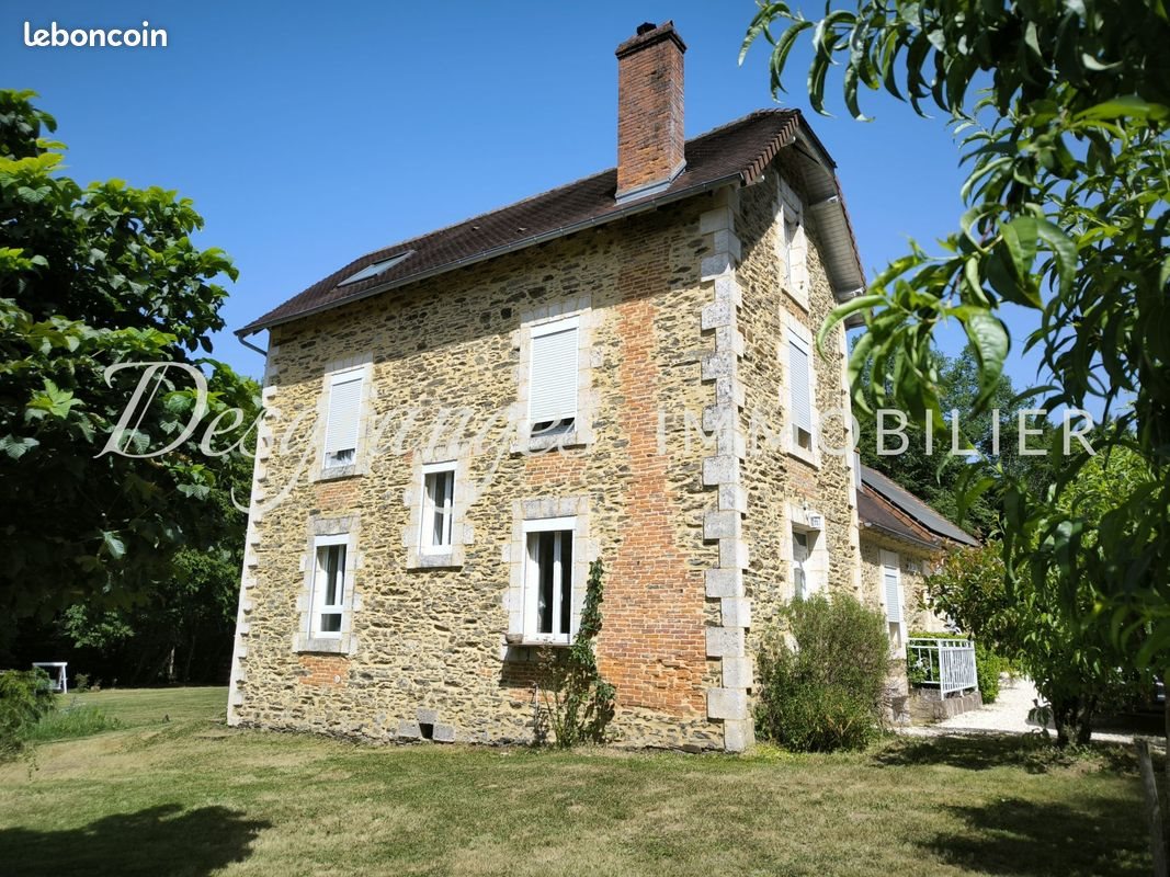 Maison à vendre, 125m², Savignac-Lédrier