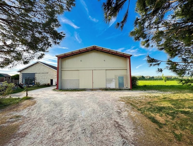 Maison à vendre, 96m², Saint-Sulpice-de-Pommiers