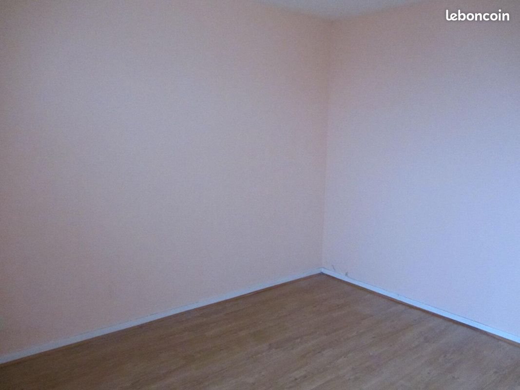 Appartement à louer, 39m², Ussel