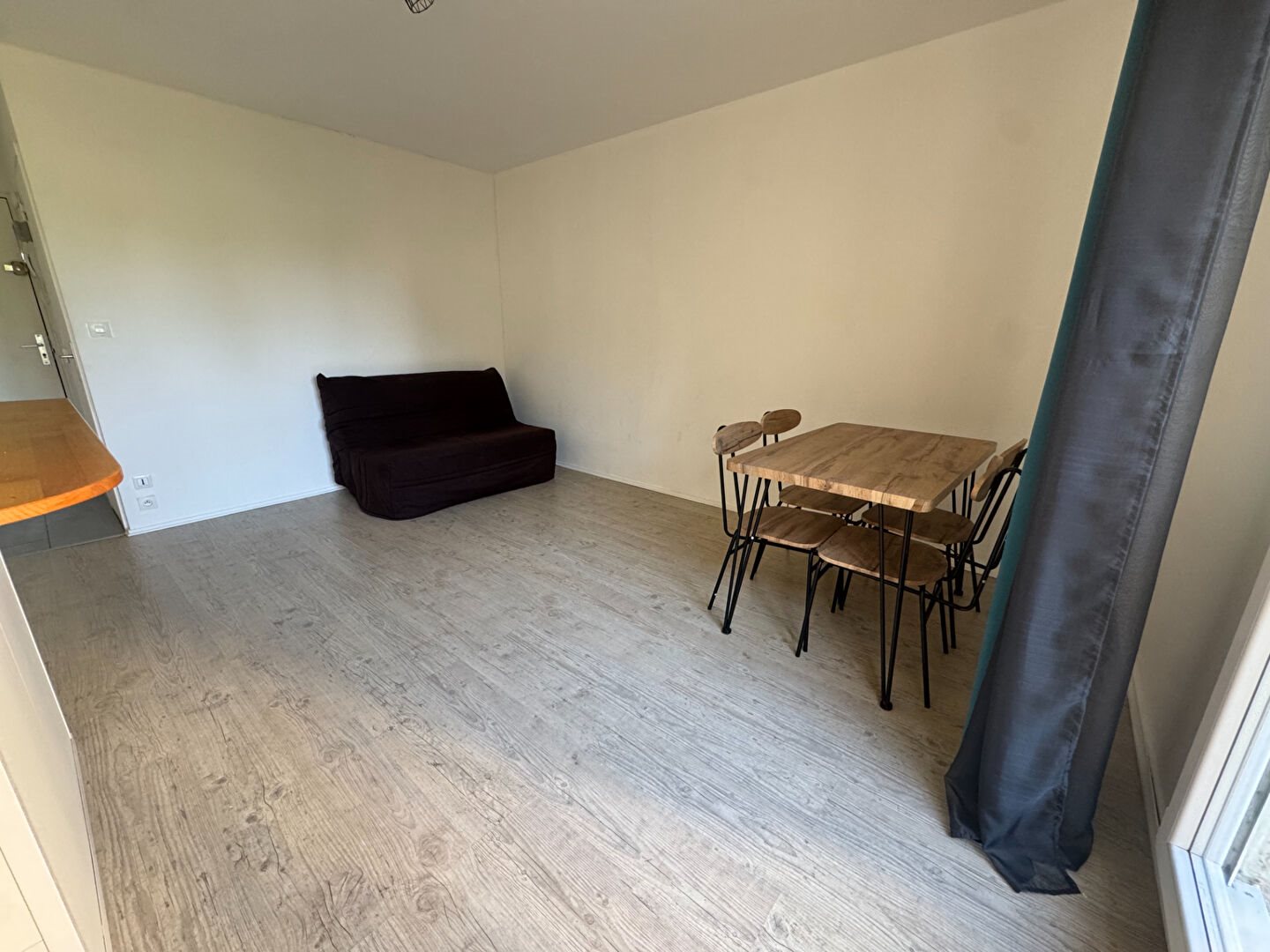 Appartement à louer, 29m², Les Ulis