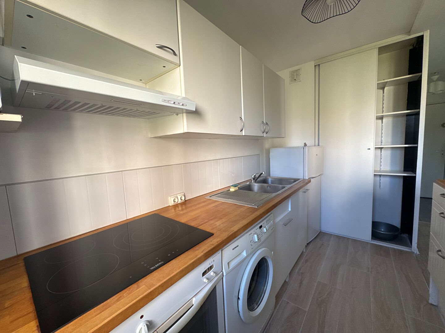 Appartement à louer, 29m², Les Ulis