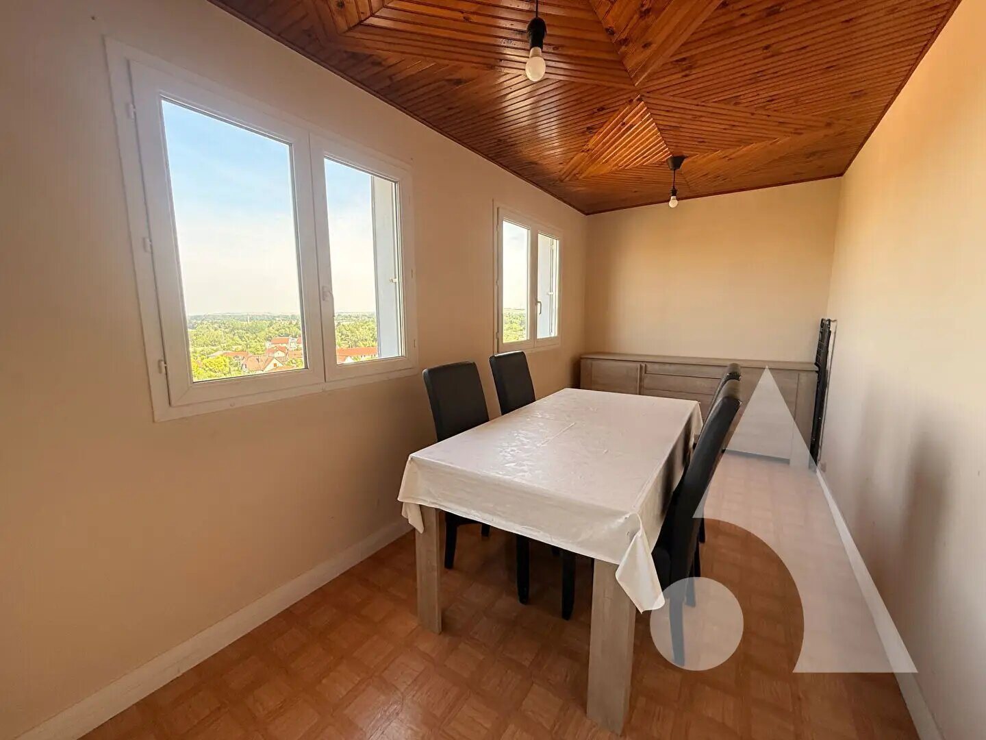 Appartement à louer, 50m², La Chapelle-Saint-Luc