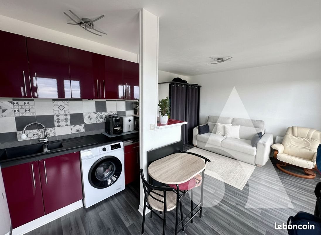 Appartement à vendre, 26m², La Chapelle-Saint-Luc