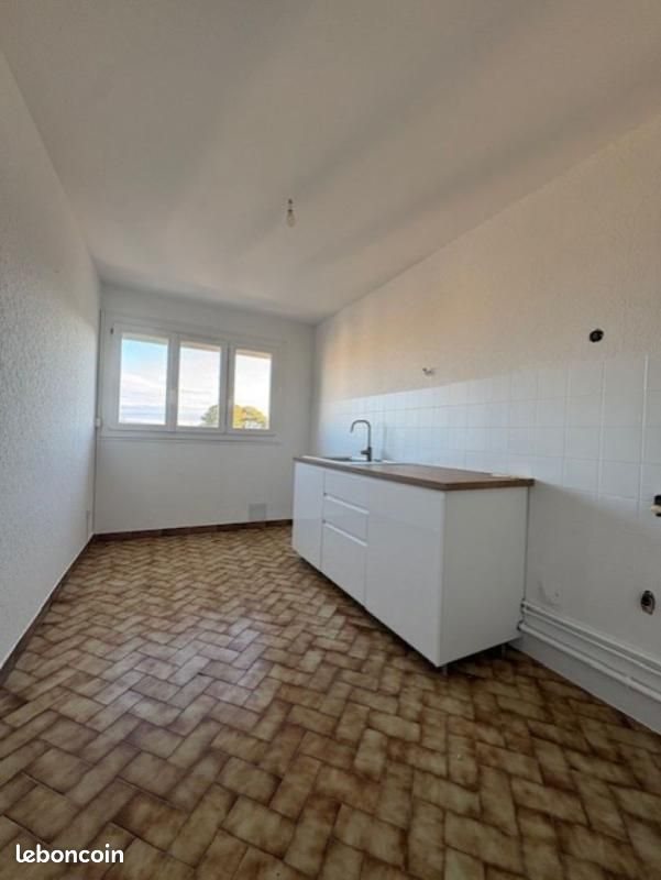 Appartement à louer, 71m², Sète