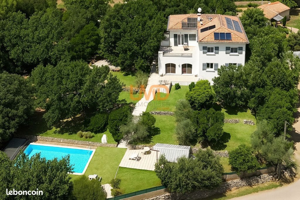 Maison à vendre, 286m², Saint-Maximin-la-Sainte-Baume