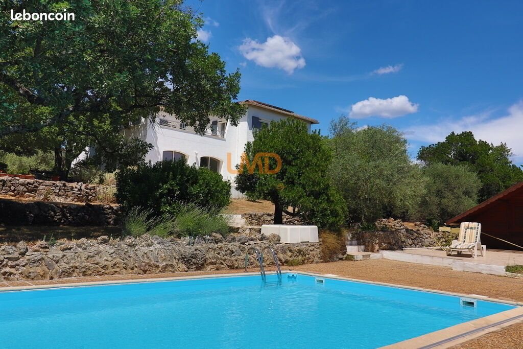 Maison à vendre, 286m², Saint-Maximin-la-Sainte-Baume
