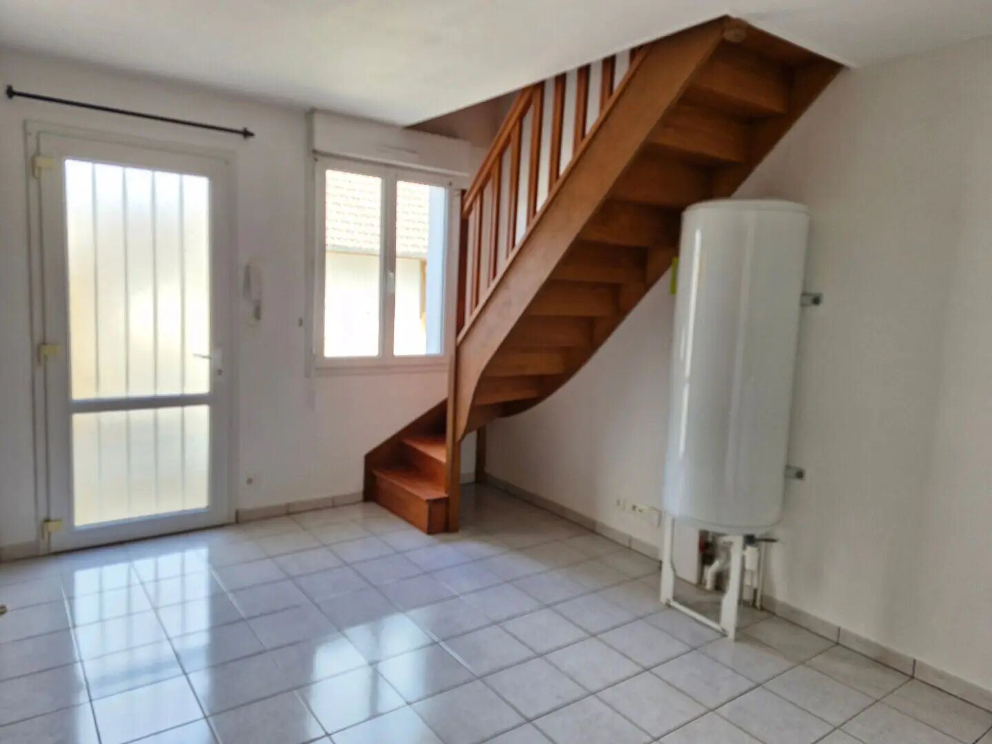 Appartement à louer, 24m², Auxerre