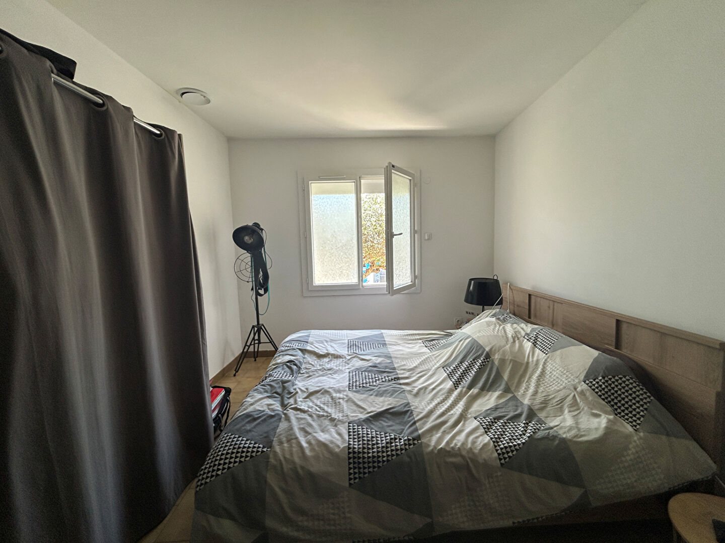 Maison à louer, 118m², Bezouce