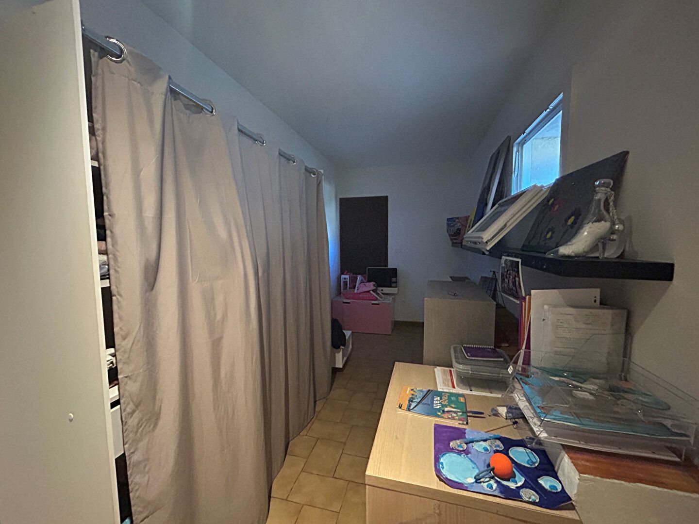 Maison à louer, 118m², Bezouce