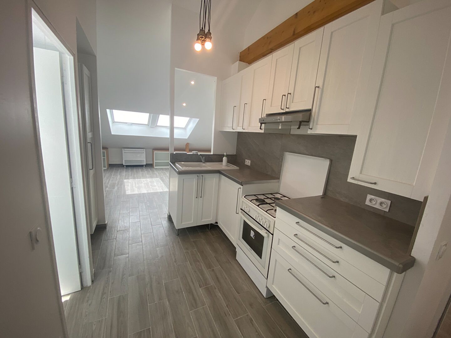 Appartement à louer, 27m², Le Bourget