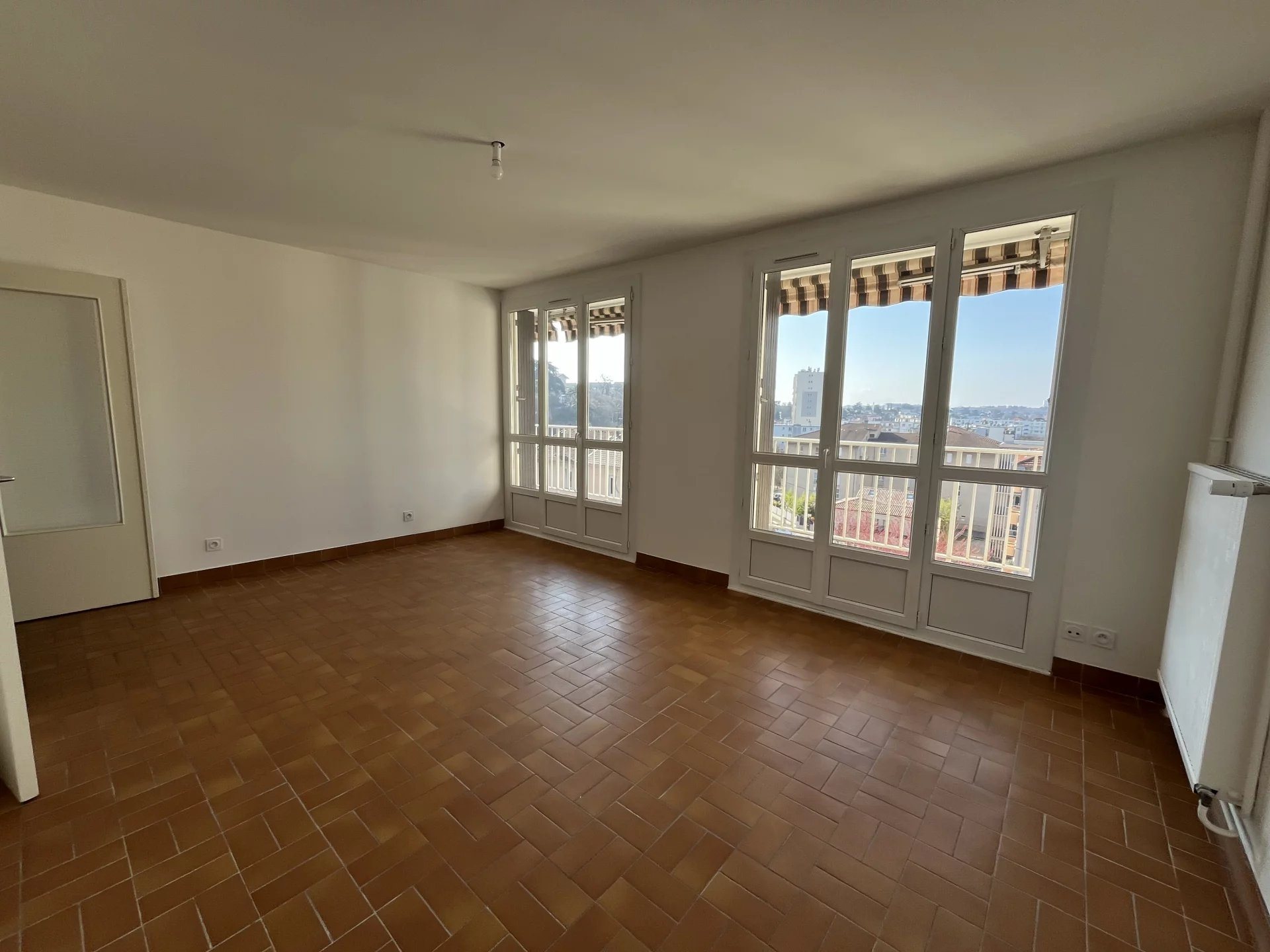 Appartement à louer, 76m², Valence