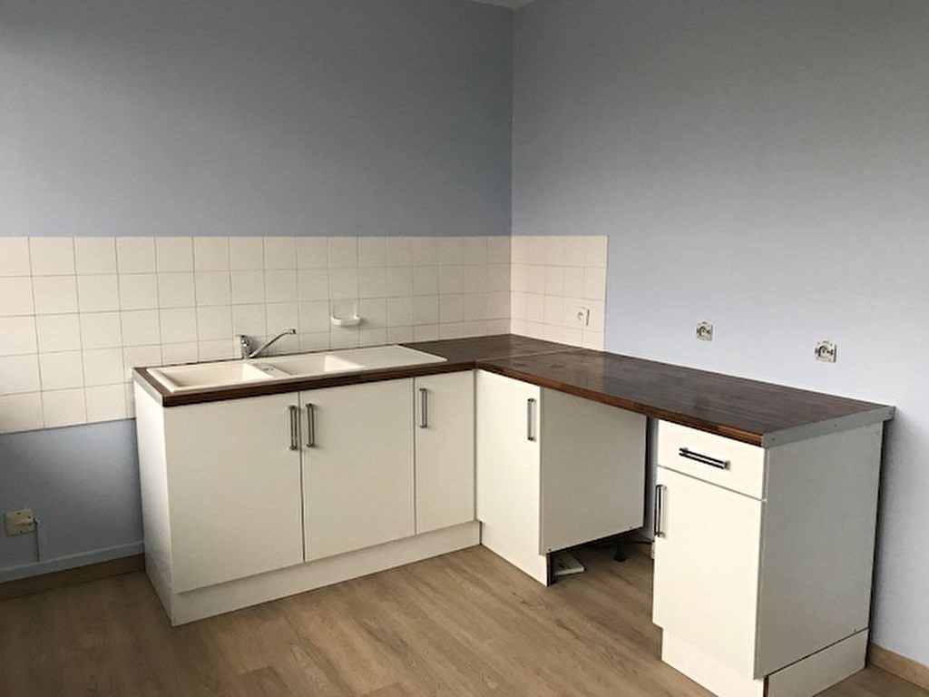 Appartement à louer, 84m², Rochefort