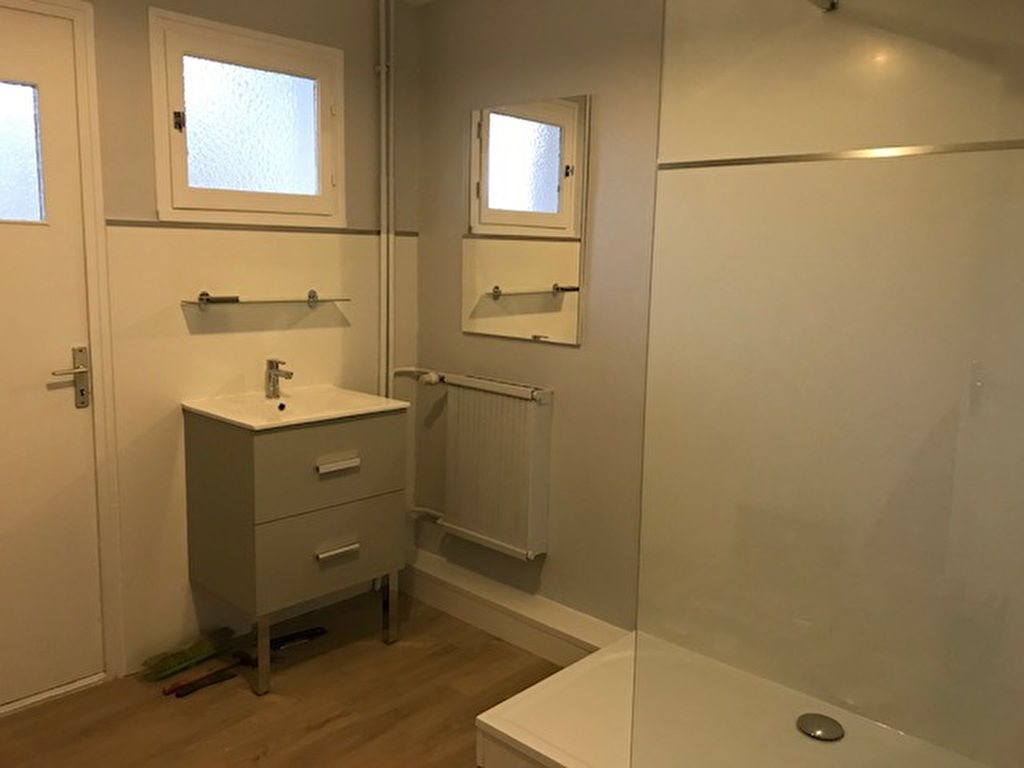 Appartement à louer, 84m², Rochefort