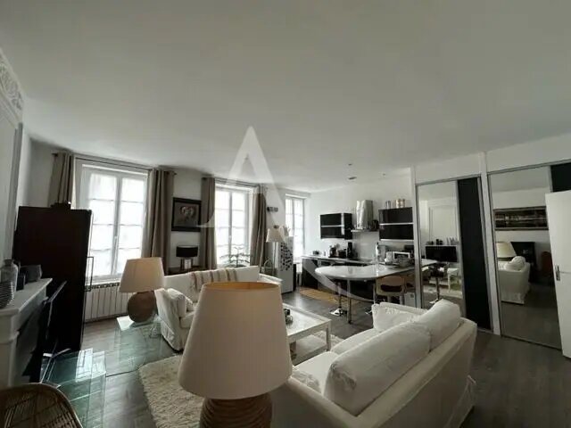 Appartement à louer, 78m², Rochefort