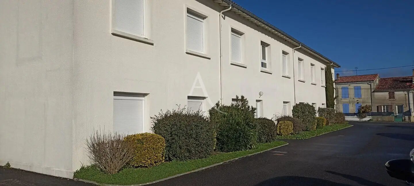 Appartement à louer, 60m², Saint-Jean-d'Angély
