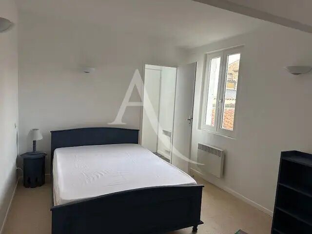 Appartement à louer, 43m², Rochefort