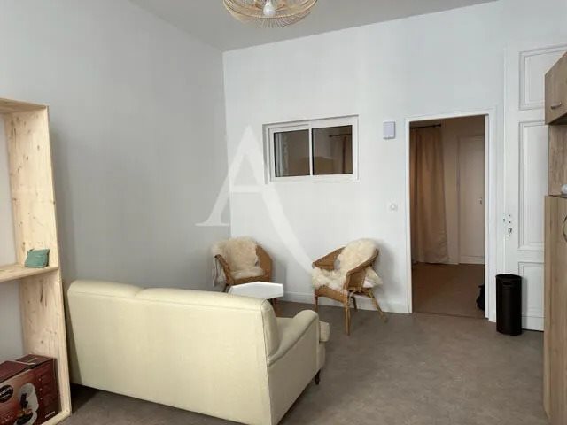 Appartement à louer, 36m², Rochefort