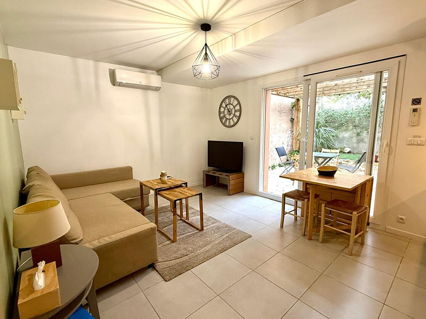 Appartement à louer, 37m², Loupian