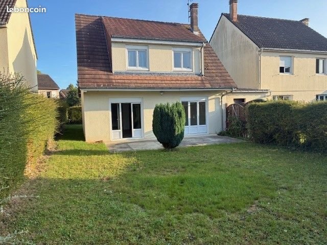 Maison à louer, 87m², Caen