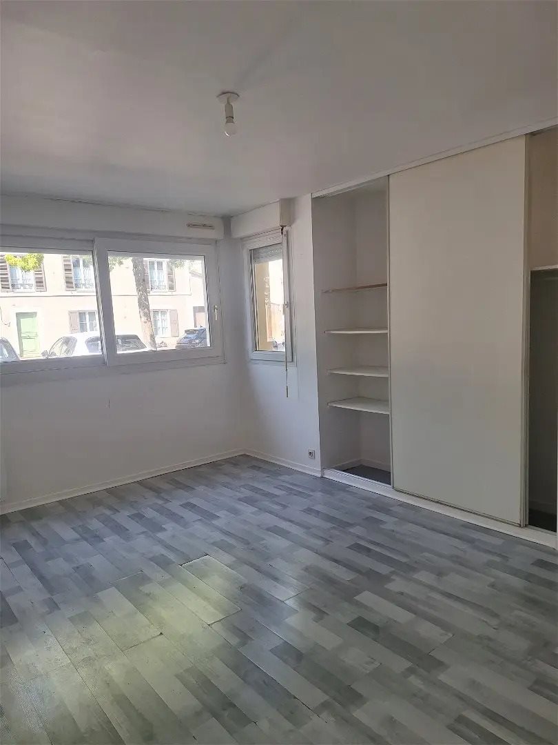 Appartement à louer, 29m², Lisieux